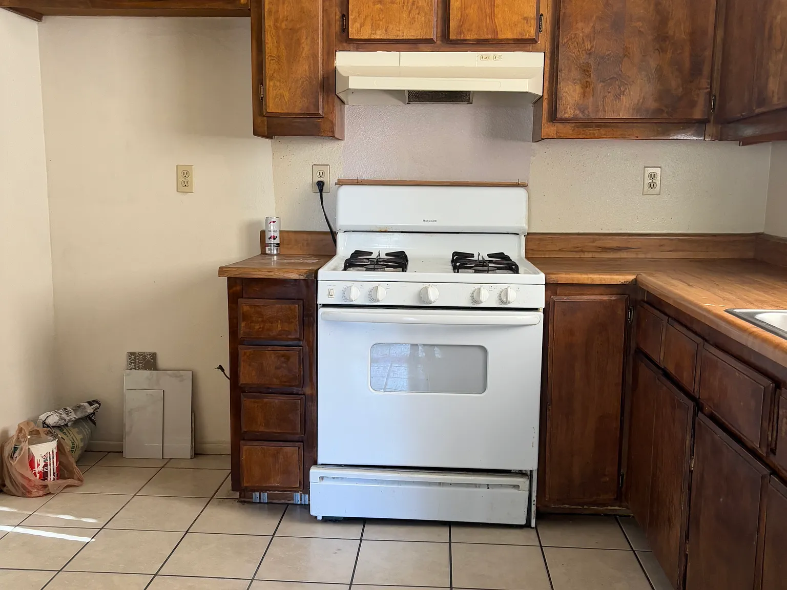 2 bed, 1059 sqft, $1,800 — Photo 3