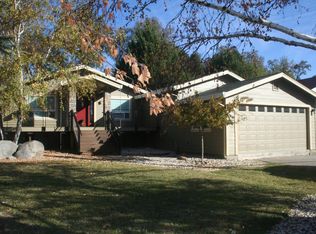 18750 Wildflower Dr, Penn Valley, CA