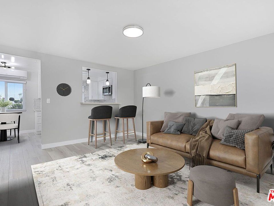 1st image of 420 N Market St Unit 34