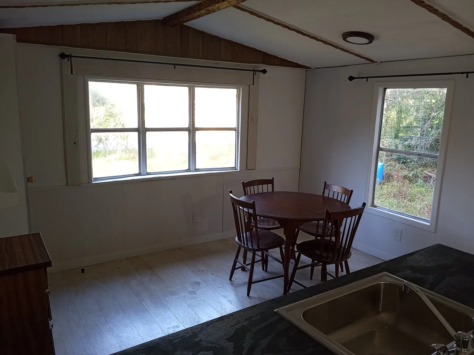 2 bed, 720 sqft, $1,100 — Photo 4