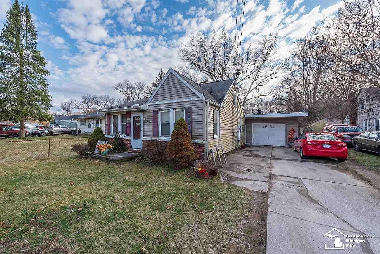 7929 Summerfield Rd, Lambertville, MI 48144 Zillow