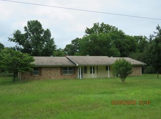 3476 Woodland Rd, Longview, TX 75602