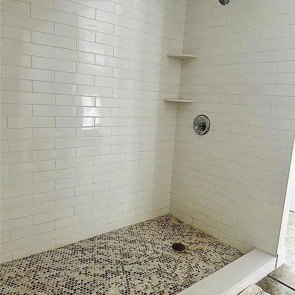 1222 E Crawford St #B — Photo 15