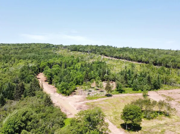 28 Mull River Rd, Mabou, NS B0E 1X0