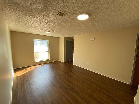 3rd image of 1 Butler Dr #13
