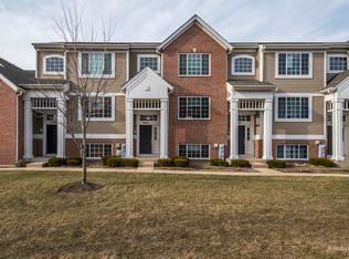 8950 Disbrow St #D, Huntley, IL 60142