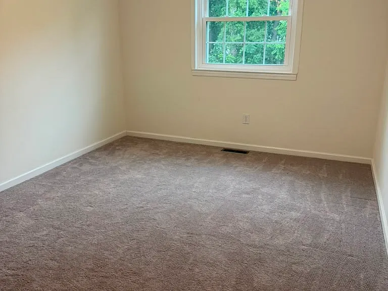 2420 Hillock Ct — Photo 6