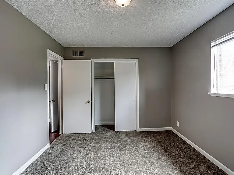 501 Laurel Dr NW — Photo 16