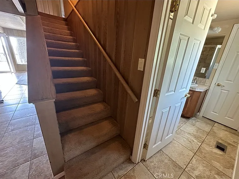 945 N Hospital Rd #1 — Photo 24