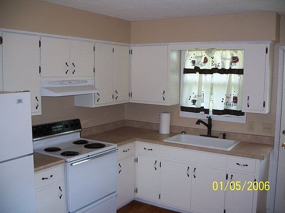 3rd image of 1616 Saint Marys Blvd