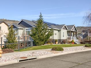 4663 Hathaway Dr, Medford, OR 97504