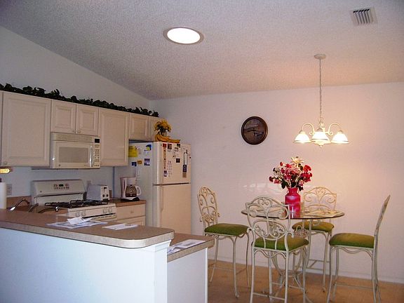 3rd image of 2489 Laurel Bay Ln