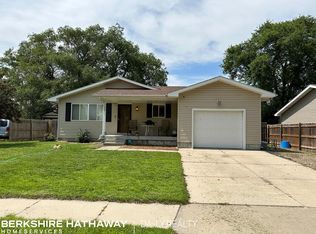 1420 E 7th St, Grand Island, NE 68801