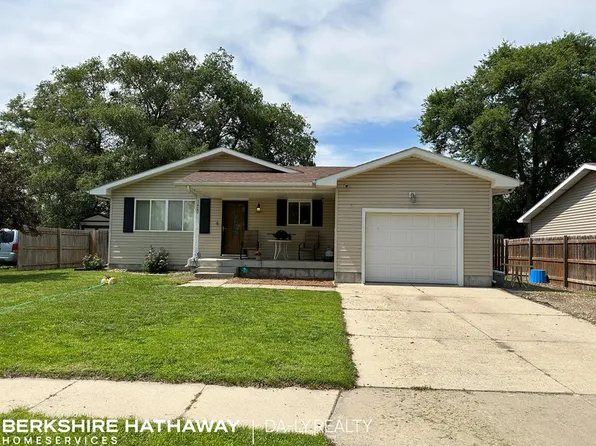 1420 E 7th St, Grand Island, NE 68801