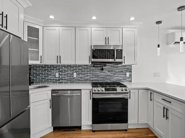 142-53 122nd Ave, Jamaica, NY 11436