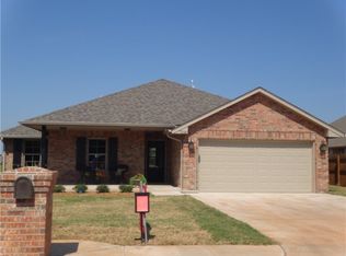 7030 Cherokee Xing E, Warr Acres, OK 73132