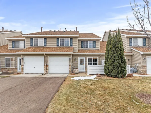 8326 Delaney Dr #41, Inver Grove Heights, MN 55076