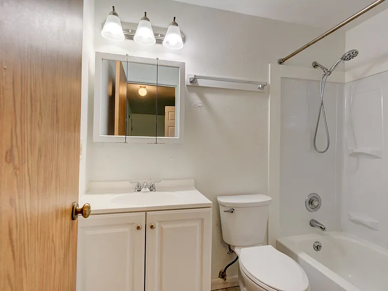 690 NW Atalanta Way #A201 — Photo 11