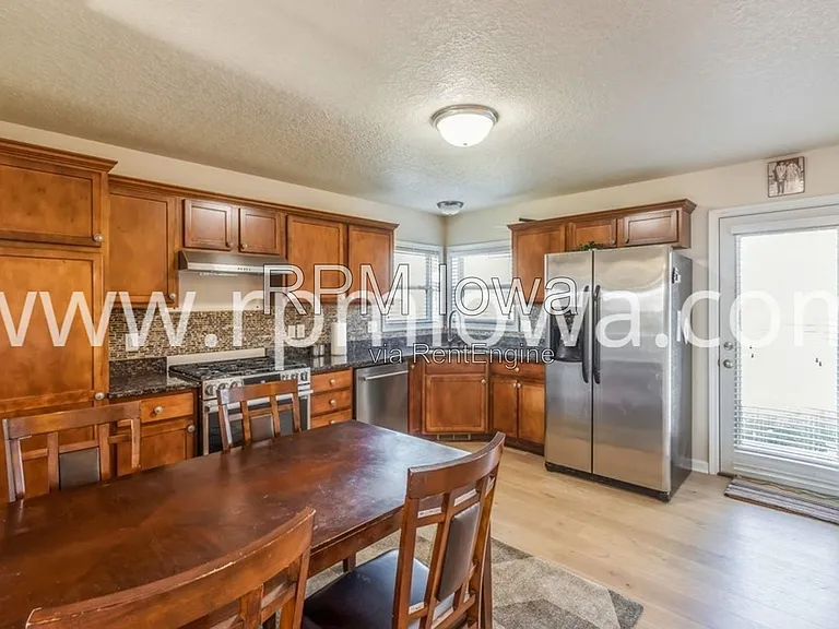 3316 NW 14th St — Photo 3
