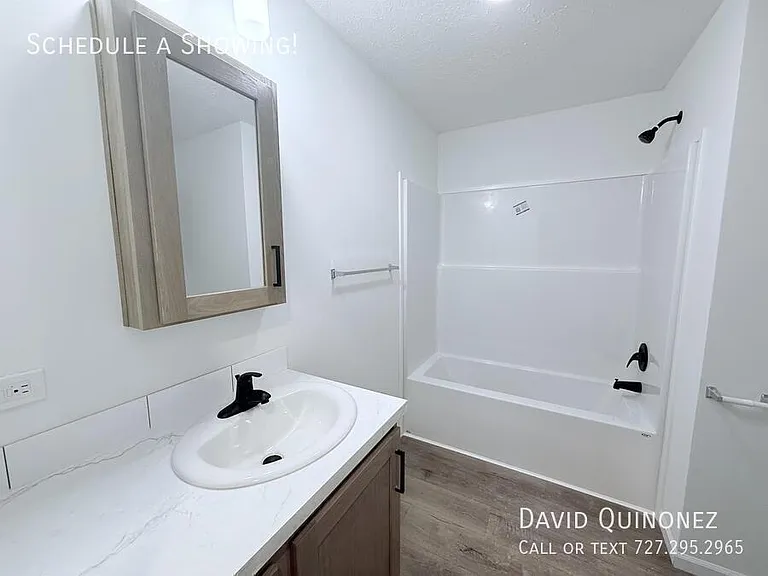 6198 W Adams — Photo 11