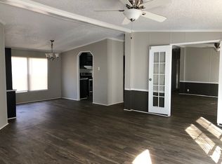 724 Valley View Dr, Stone Mountain, GA