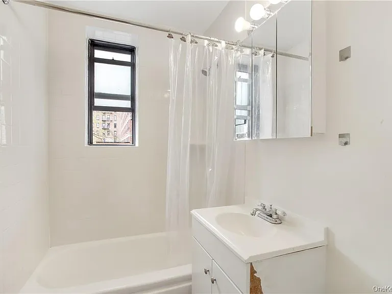 411 Bronx River Rd #9A — Photo 11
