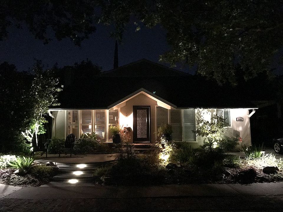 2nd image of 608 San Antonio Way