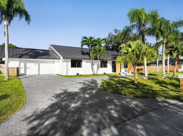 17640 SW 85th Ave, Palmetto Bay, FL 33157