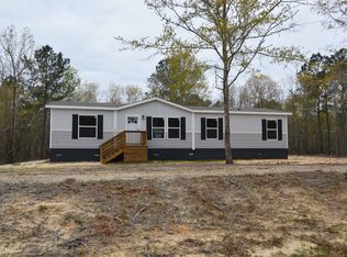 1069 Wild Rose Ct, Manning, SC 29102