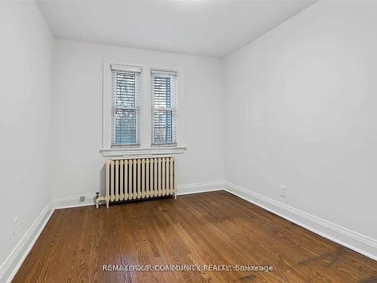 705 Hillsdale Ave E — Photo 9