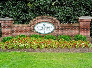 2936 Mayer House Ct, Charlotte, NC 28214