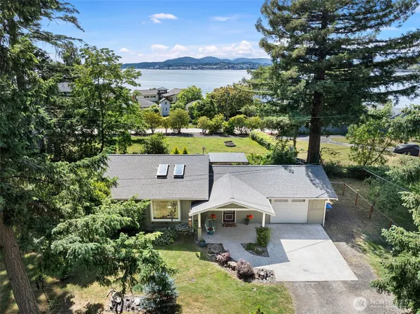 3418 Beach Drive E, Port Orchard, WA 98366