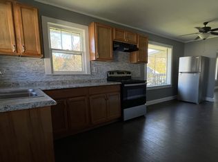 1101 Ward Pl, Kingsport, TN 37660