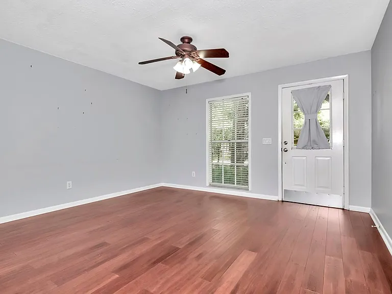 3396 W Wyoming Cir — Photo 8
