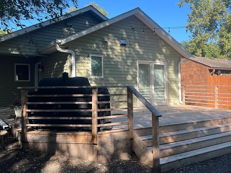 105 Waseca Ave — Photo 12
