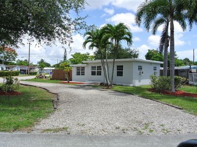 5859 Hayes Street, Hollywood, FL, 33021