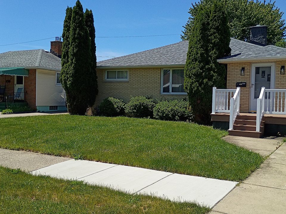 1st image of 40 N Parker Ave