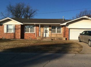 907 N Whisenant Dr, Duncan, OK 73533