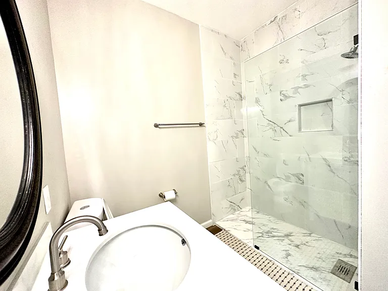 16168 Lea Oak Ct — Photo 9