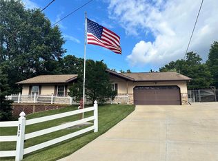 2569 Tricia Ln, High Ridge, MO 63049