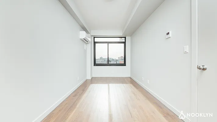 Rented by Nooklyn NYC LLC | media 54