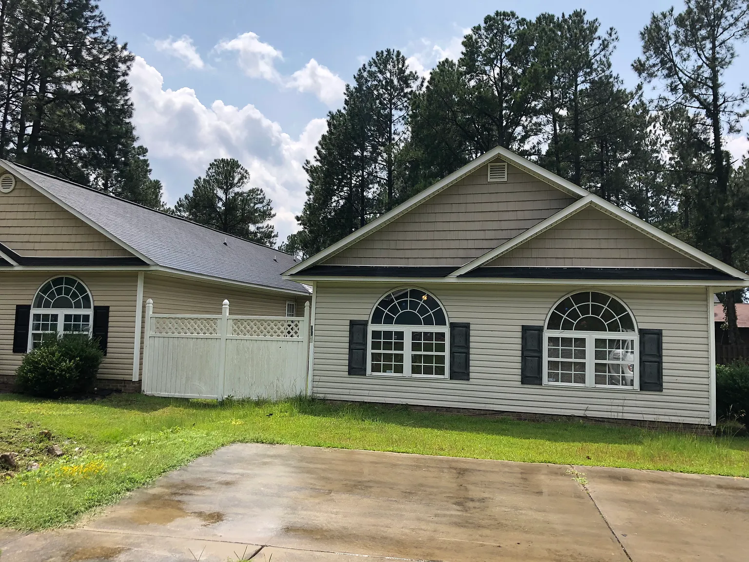 4 bed, 1930 sqft, $1,680 — Photo 1