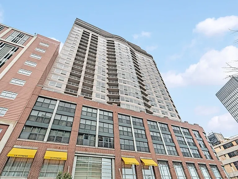 807 Davis St #1508 — Photo 6