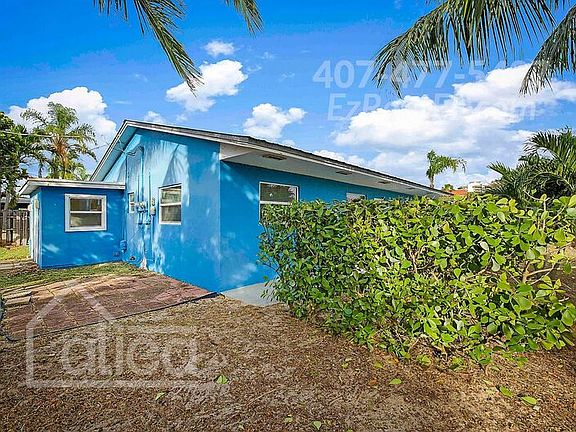 4th image of 13753 Oleander Ave Unit 53