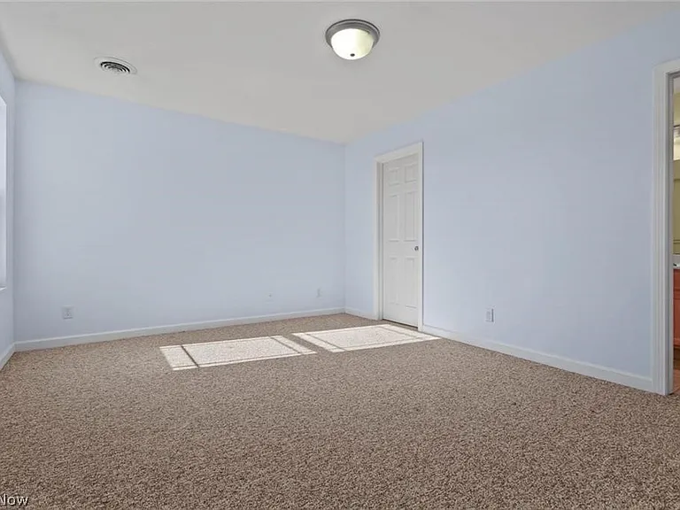 863 Cedar Way #605 — Photo 8
