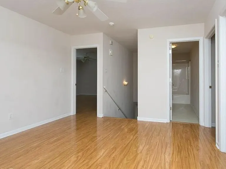 13011 Misty Glen Dr — Photo 28
