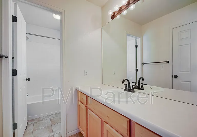 19016 E Bellisario Creek Pl — Photo 26