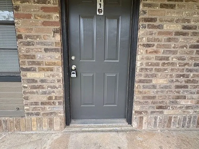 1226 Baylor Ave #119-4 — Photo 2