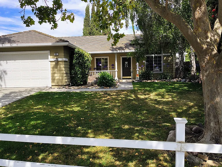 891 Joe Borovich Dr — Photo 3