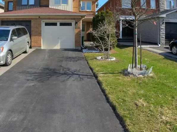 3822 Spicewood Way, Mississauga, ON L5N 7W7